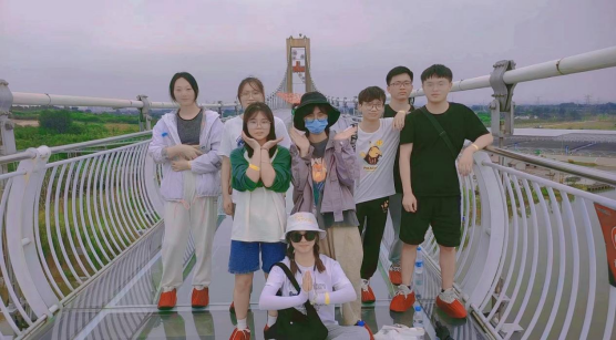 Photo on the bridge